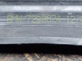 BMW 2 F45 Rivestimento modanatura del vetro della portiera anteriore 7298824