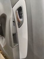 Chevrolet Cruze Apšuvums aizmugurējām durvīm 96950774
