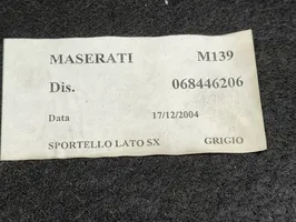 Maserati Quattroporte Poszycia / Boczki bagażnika 068446206