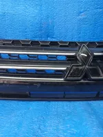 Mitsubishi Space Wagon Grille calandre supérieure de pare-chocs avant 7450B351