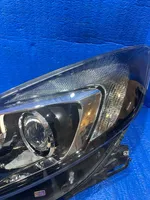 Opel Zafira C Lampa przednia 13399860