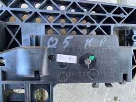 Audi Q5 SQ5 Klamka/wspornik zewnętrzny drzwi tylnych 8T0837885A