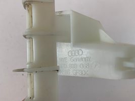 Audi Q5 SQ5 Takaoven tuulilasin kisko 8R0839068