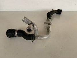 Audi A4 S4 B8 8K Tuyau de liquide de refroidissement moteur 3017373