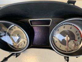 Mercedes-Benz GLA W156 Geschwindigkeitsmesser Cockpit A1569001803