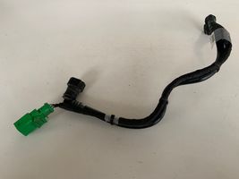 Audi A4 S4 B9 Tuyau d'alimentation conduite de carburant 8W0201220A