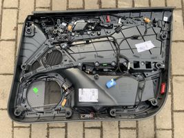 Audi A4 S4 B9 Boczki / Poszycie drzwi przednich 8W0867133