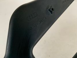 Audi Q7 4M Uchwyt / Mocowanie chłodnicy 4M0121261R