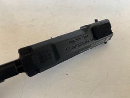 Audi A4 S4 B9 Avaimettoman käytön ohjainlaite/moduuli 8W0927754