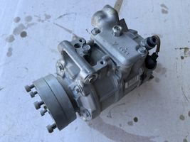 Audi A7 S7 4G Ilmastointilaitteen kompressorin pumppu (A/C) 4G0260805N