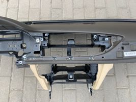 Audi A6 S6 C7 4G Panelė 4G1857001A