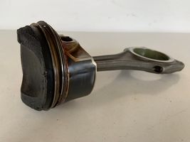 Audi Q7 4M Piston with connecting rod 06E198401J