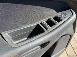 Ford Edge II Revestimiento de puerta delantera HT4BR23943AC