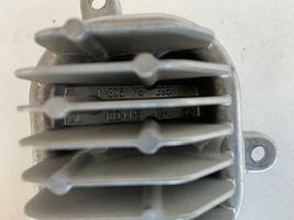 Audi A4 S4 B9 LED-liitäntälaitteen ohjausmoduuli 1305715395