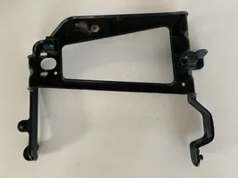 Audi Q7 4M Radiator mount bracket 4M0121262Q