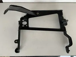 Audi Q7 4M Radiator mount bracket 4M0121262Q