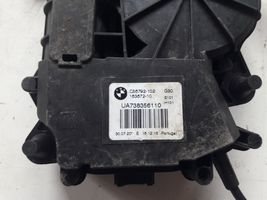 BMW X3 G01 Siłownik elektryczny podnoszenia klapy tylnej / bagażnika 7383561