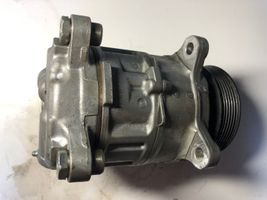 BMW 3 F30 F35 F31 Ilmastointilaitteen kompressorin pumppu (A/C) 9330825