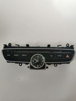 Mercedes-Benz C W205 Panel / Radioodtwarzacz CD/DVD/GPS A2059053901