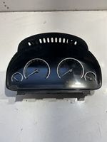 BMW 5 F10 F11 Speedometer (instrument cluster) 6831693