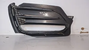 Volvo S60 Etupuskurin alempi jäähdytinsäleikkö 31383154