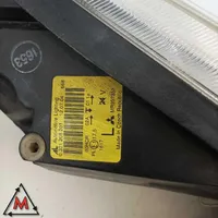 Mitsubishi Colt Lente del faro MR957353