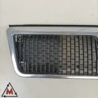 Lancia Thema Rejilla delantera 670800001