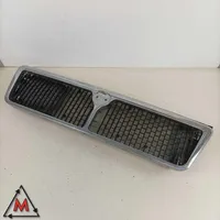 Lancia Thema Front grill 670800001