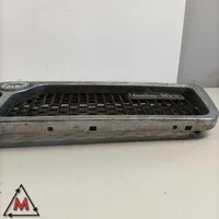 Lancia Thema Front grill 670800001