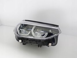 BMW X3 G01 Lampa przednia 8739654