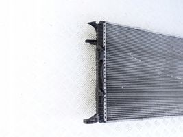 Audi A7 S7 4K8 Radiador del refrigerante 8K0121251L