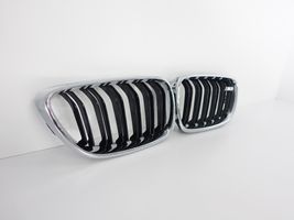 BMW M2 F87 Maskownica / Grill / Atrapa górna chłodnicy 2355447