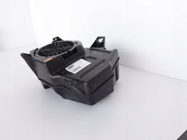 Mercedes-Benz GLS X166 Subwoofer-bassokaiutin A1668202802