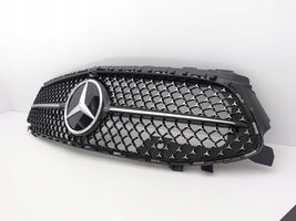 Mercedes-Benz CLA C118 X118 Верхняя решётка A1188884400