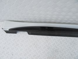 Infiniti Q30 Front sill trim cover GG43000190