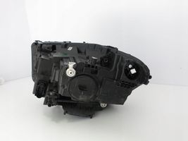 Mercedes-Benz GLA H247 Phare frontale A2479064205