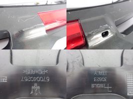 Maserati Levante Takaluukun/tavaratilan spoileri 670040267