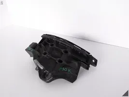 Audi Q8 Soporte de montaje del parachoques trasero 4M8807394