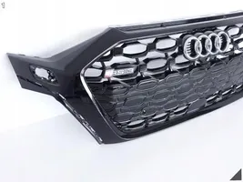 Audi RS3 8Y Etupuskurin ylempi jäähdytinsäleikkö 8Y0853651H