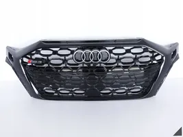 Audi RS3 8Y Grille calandre supérieure de pare-chocs avant 8Y0853651H