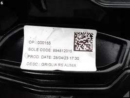 Audi RS3 8Y Griglia superiore del radiatore paraurti anteriore 8Y0853651H