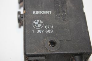 BMW 3 E36 Centrālās atslēgas motoriņš 67111387609