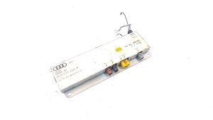 Audi A4 S4 B6 8E 8H Amplificateur d'antenne 8E9035225P