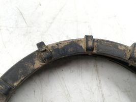 Audi A4 S4 B5 8D Anello/dado di bloccaggio della vite della pompa del carburante nel serbatoio 321201375A