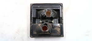 Audi 80 90 B2 Luci posteriori del portellone del bagagliaio 811945225A