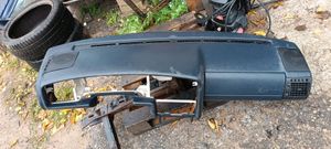 Volkswagen PASSAT B4 Panelė 357857084