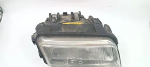 Audi A4 S4 B5 8D Lampa przednia 8D0941004E