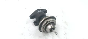 Audi A4 S4 B5 8D Valvola EGR 028131501E