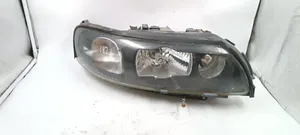 Volvo XC70 Lampa przednia 8693657