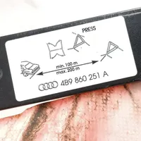 Audi A6 S6 C5 4B Triangle d'avertissement 4B9860251A